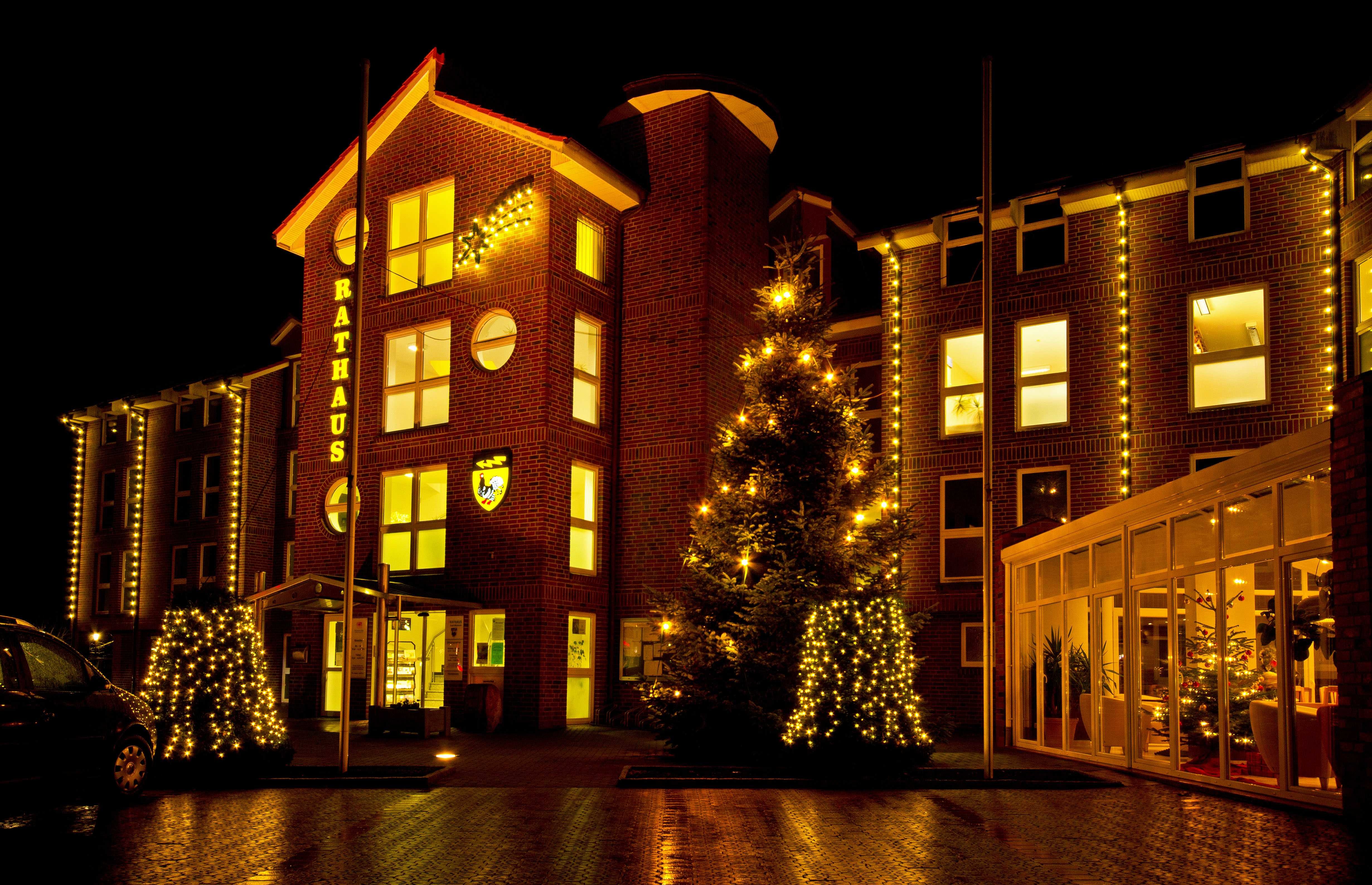 Rathaus Weihnachtsbeleuchtung Rathaus Weihnachtsbeleuchtung