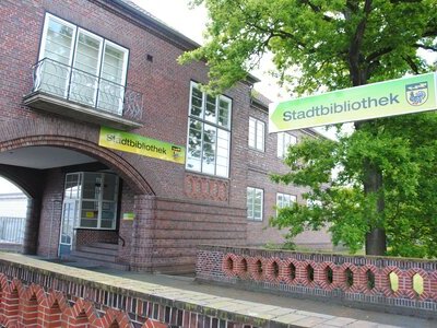 Stadtbibliothek im Torhaus