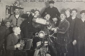 Gründungsbild.JPG Gründungsbild.JPG